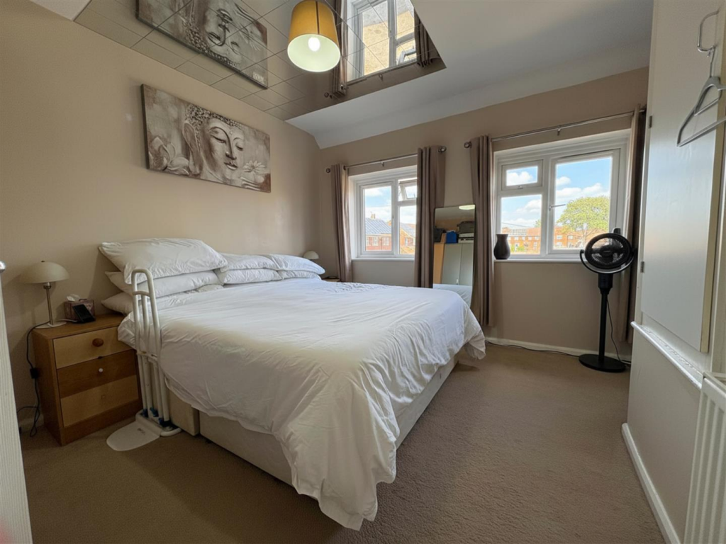 House in York, Knapton, Chapelfields - View 4
