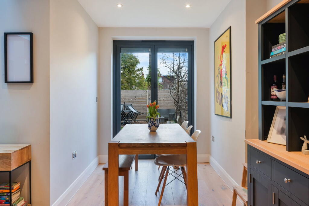 House in Reigate and Banstead, Surrey - More