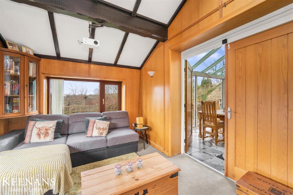 Additional image 24 of New Row, Winewall, Colne