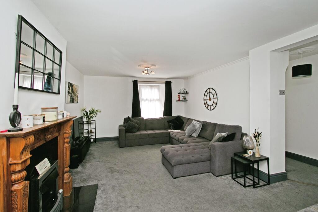 House in Camborne, Cornwall - View 3
