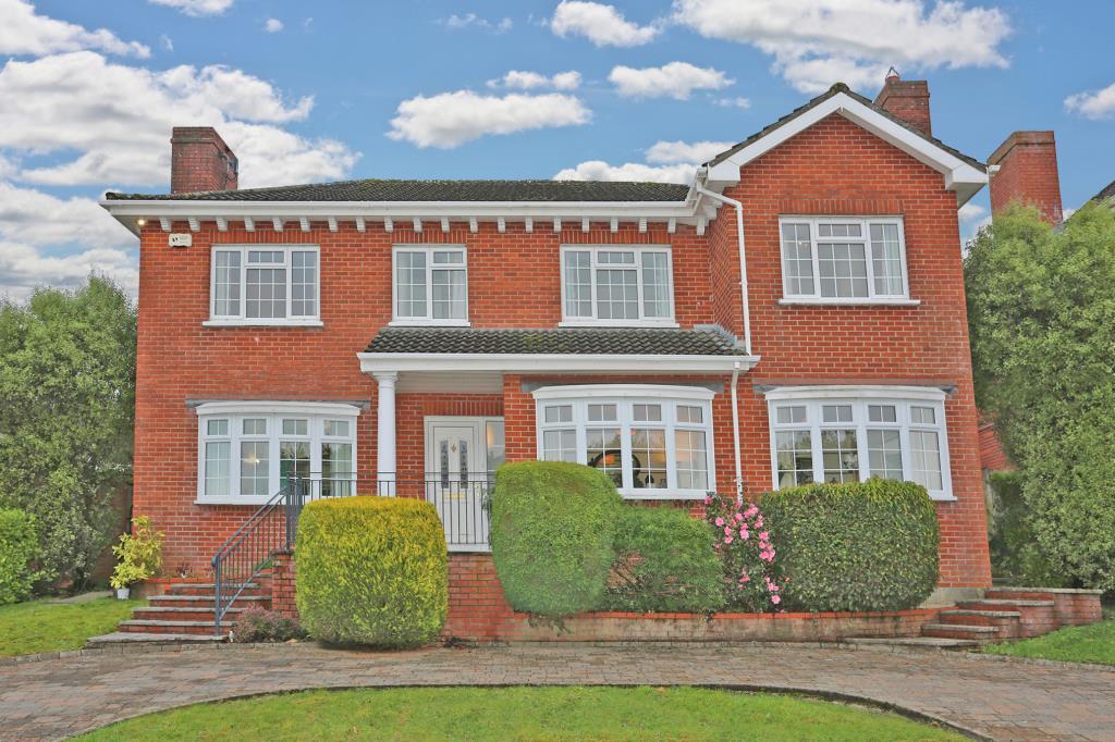 Main image of property: 10 Castleville, Golf Links Road, Castletroy, Limerick, V94YH7F