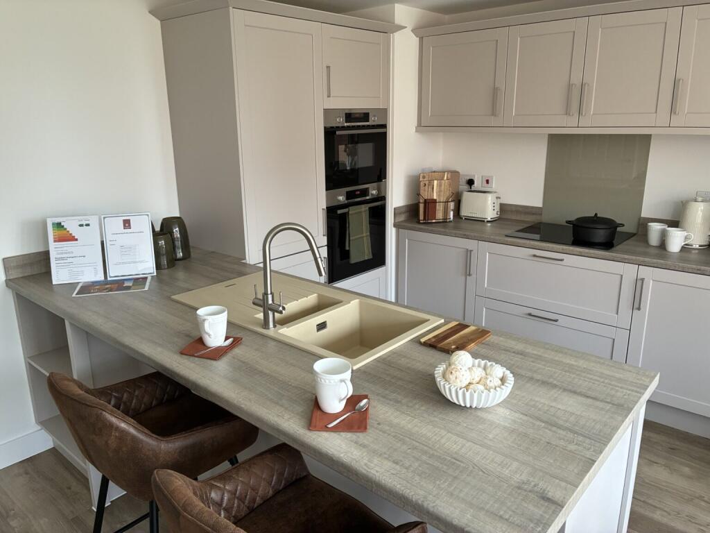 Limetree Way, Thorpebury, Thurmaston,  Leicestershire, LE7 3AX photo 4