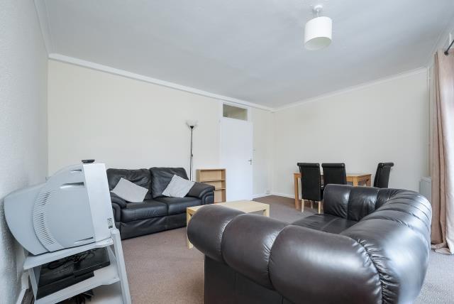 Apartment in Oxford - View 3