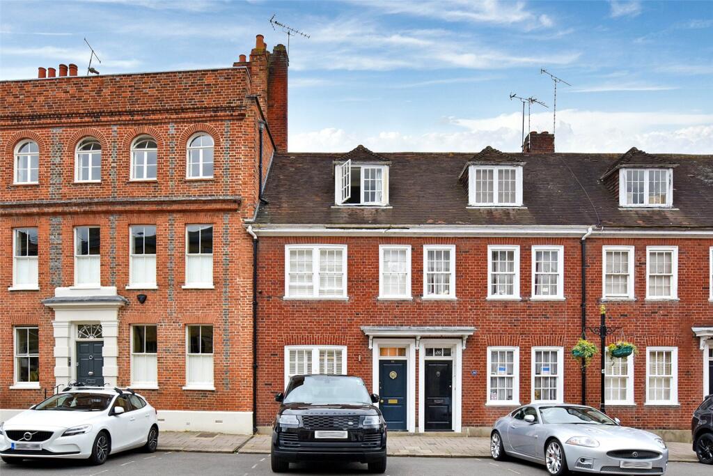 Main image of property: Park Street, Windsor, Berkshire, SL4