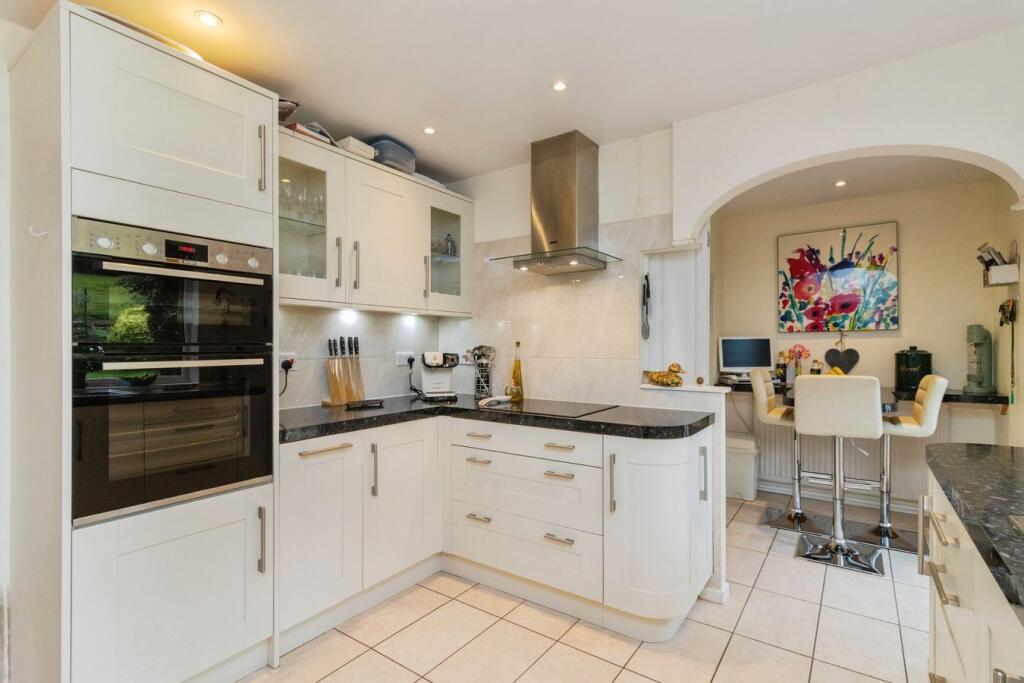 House in Torquay - More