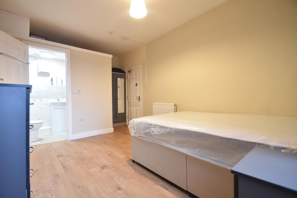 Main image of property: Hampshire Terrace, Portsmouth, PO1