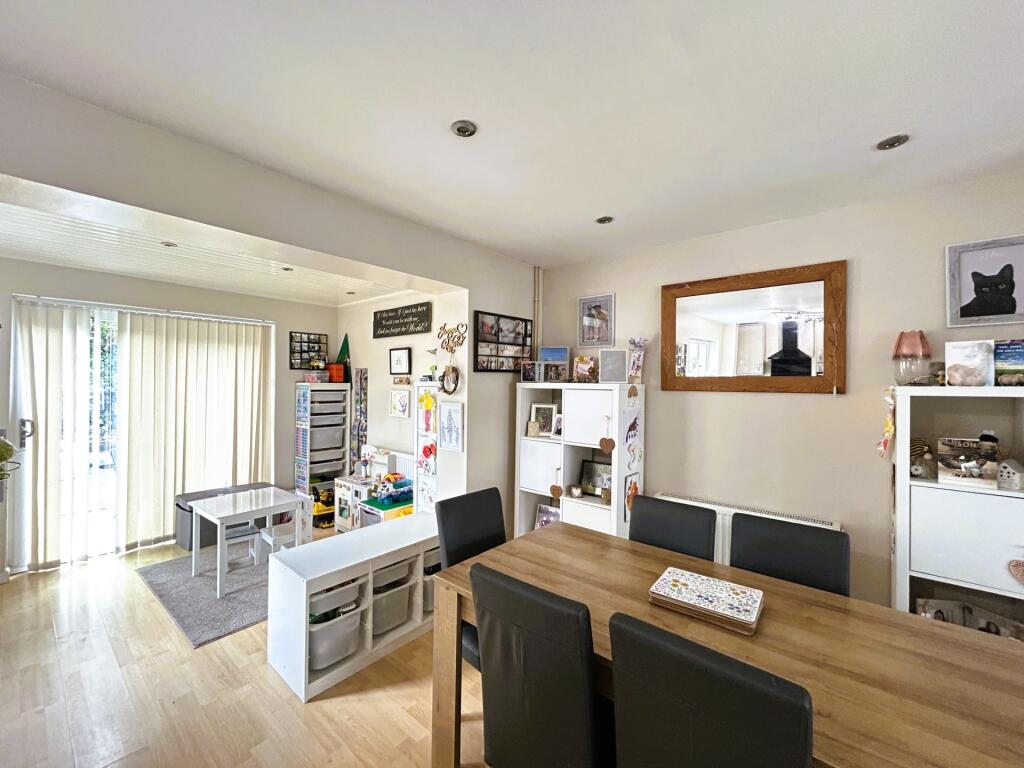 Mostyn Close, Sutton, Ely, Cambridgeshire photo 4