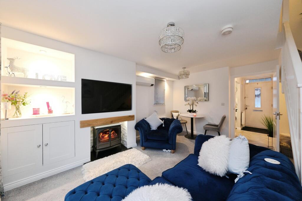 House in Mansfield, Nottinghamshire - View 5
