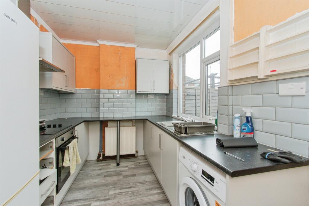House in Wakefield, West Yorkshire - View 4