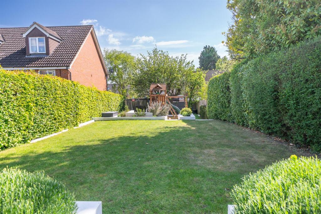 Additional image 32 of Green Lane, St. Albans