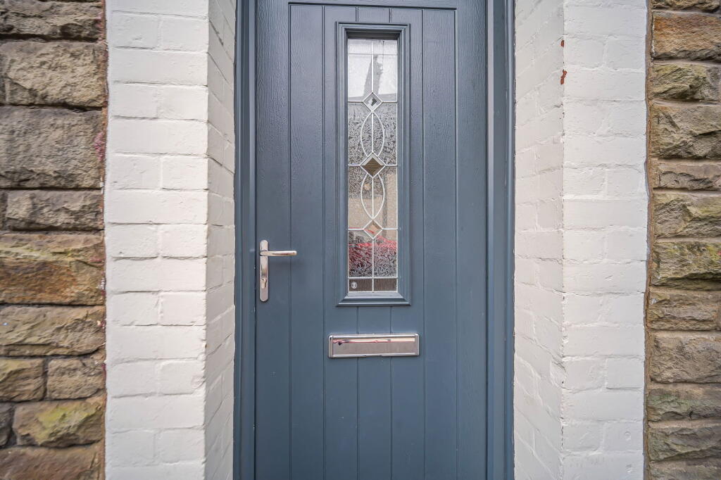 Commercial Street, Senghenydd, Caerphilly, CF83 photo 4
