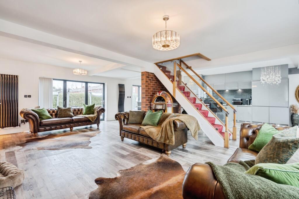 House in Bolton, Greater Manchester - View 3