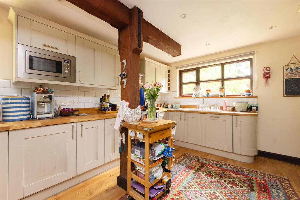 House in St. Leonards-on-Sea, Hollington - View 4