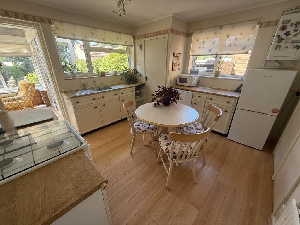 Springfield Road, Exmouth photo 2