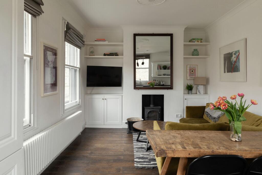 Main image of property: Ravenscroft Street, Jesus Green E2