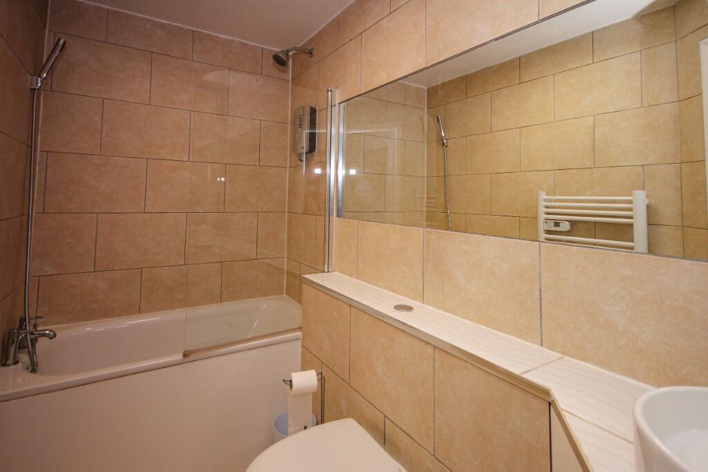 2 bedroom ground floor flat for rent