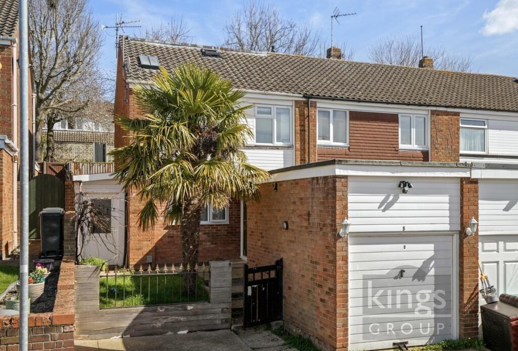 Main image of property: Pinnacles, Waltham Abbey