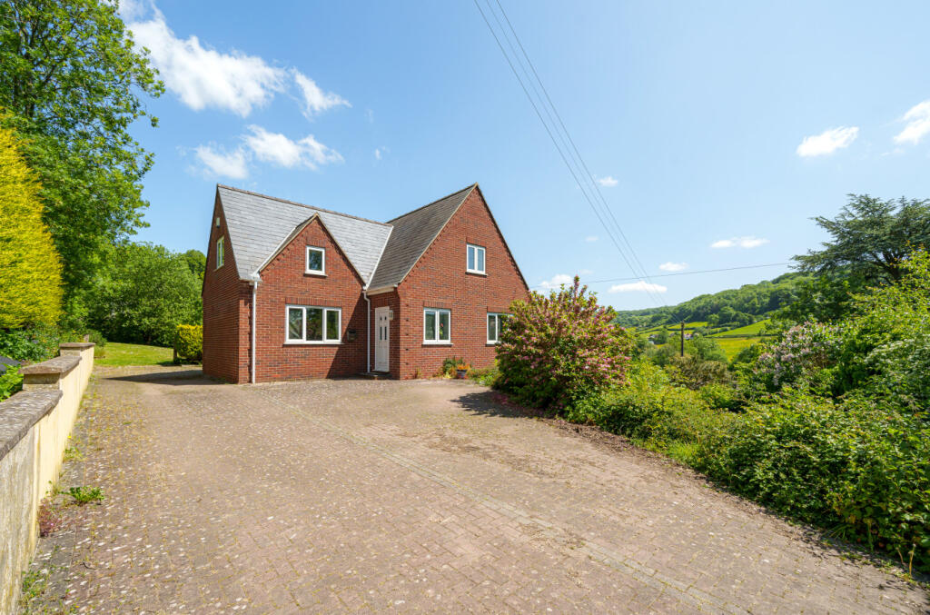 Main image of property: Holywell Road, Wotton-Under-Edge, Gloucestershire, GL12