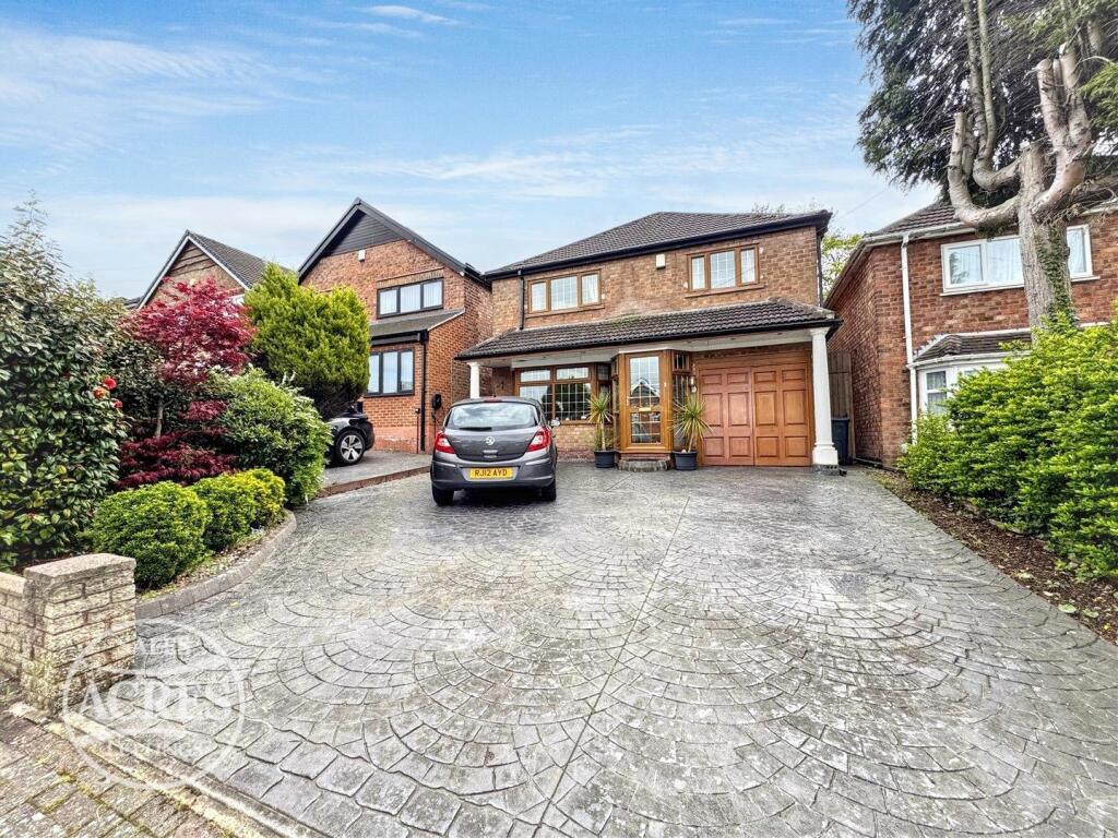 4-bed detached on Chalcot Grove, Handsworth Wood, Birmingham, £479,950
