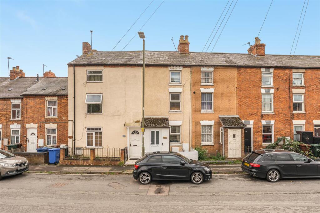 Main image of property: Causeway, Banbury