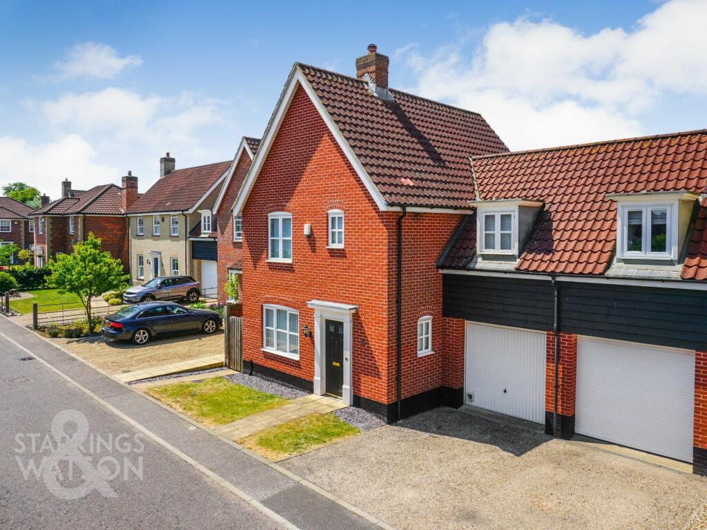 Main image of property: Sowdlefield Walk, Mulbarton, Norwich