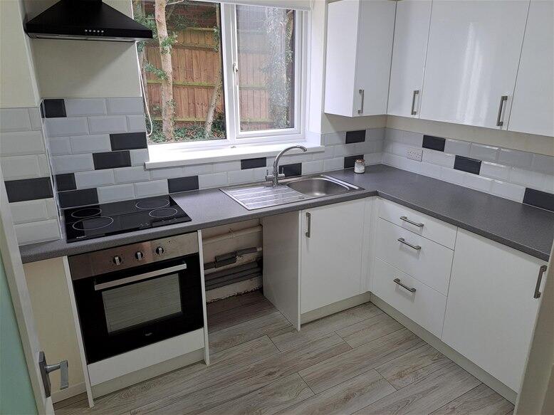 Apartment in Birmingham, Sutton Coldfield - View 3