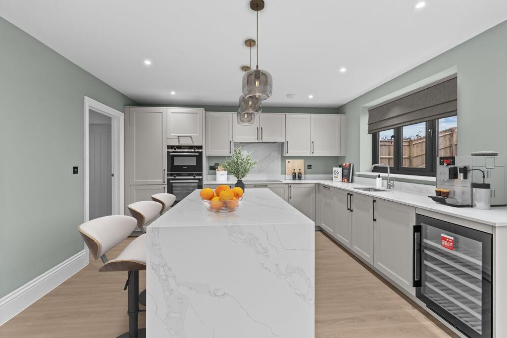 Main image of property: Meadow View, Coolhurst Close, RH13