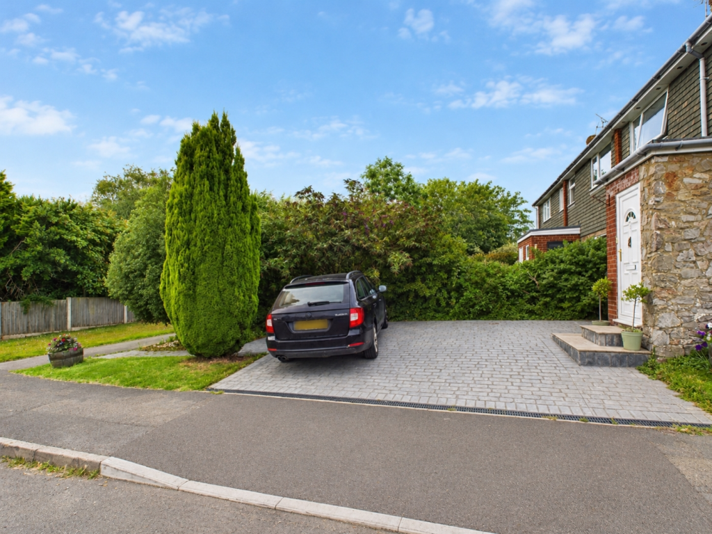 House in Bristol, Olveston - View 2