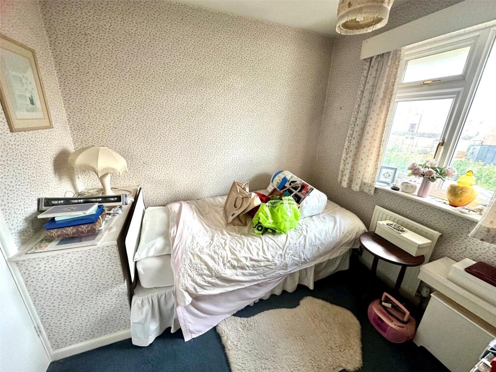 House in Wakefield - More