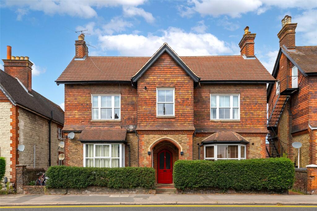 Main image of property: Croydon Road, Reigate, Surrey, RH2