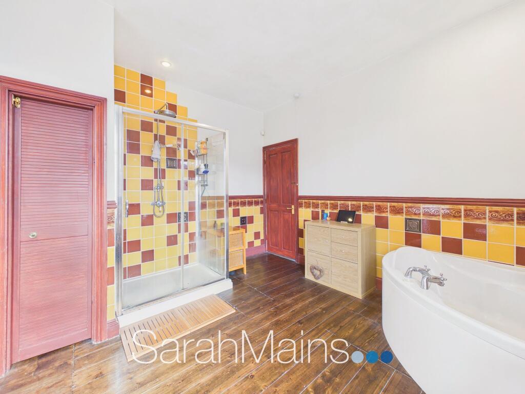 House in Gateshead, North East - More