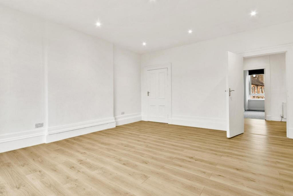 Apartment in Glasgow - More