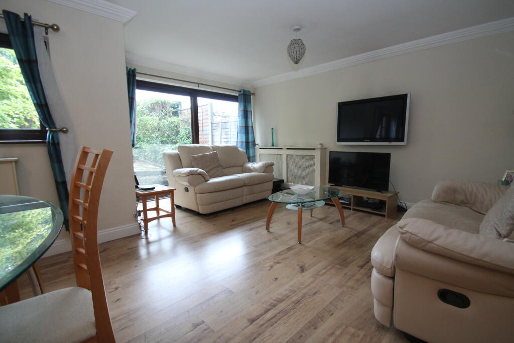 3-bed semi-detached on Shillibeer Walk, Chigwell, Essex, £500,000