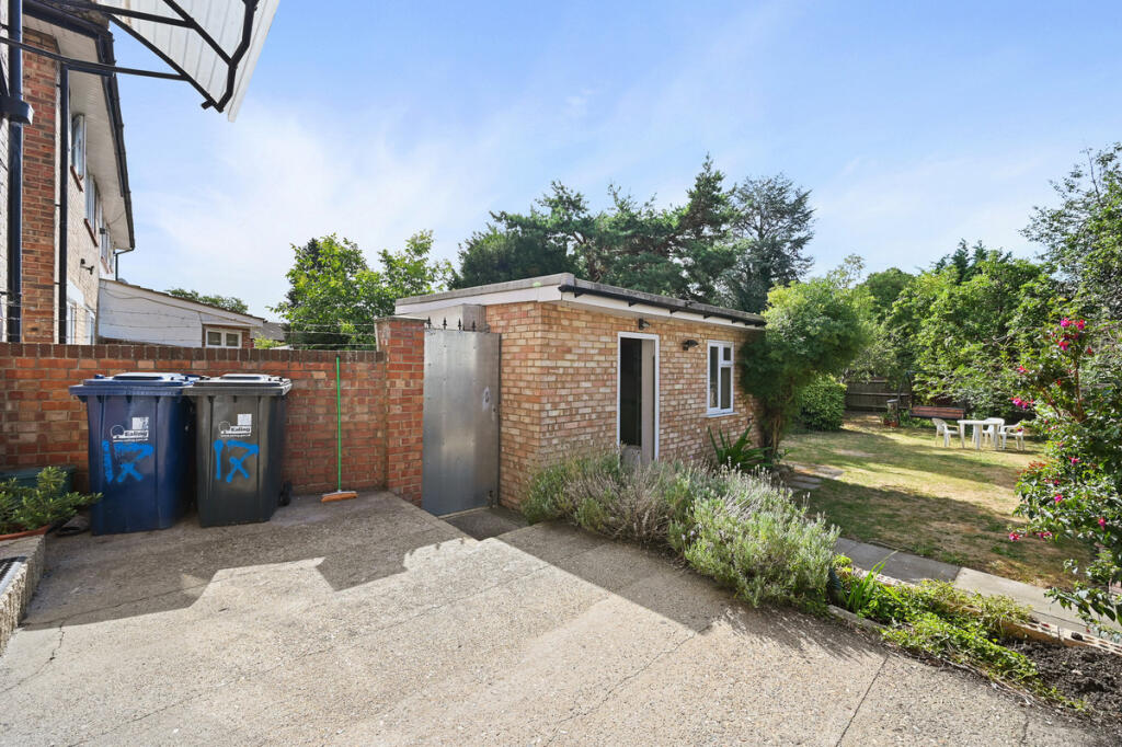 Property photo 11