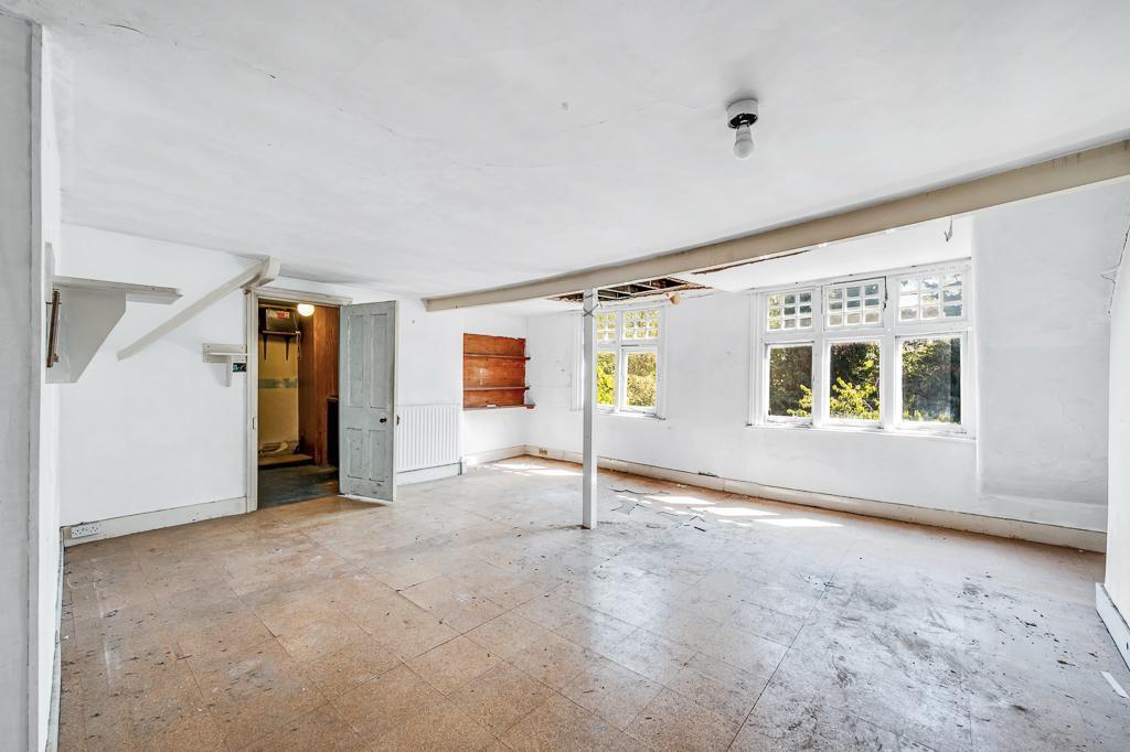 House in London, Hanwell - More
