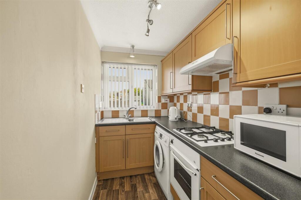 House in Cardiff, Thornhill - View 3
