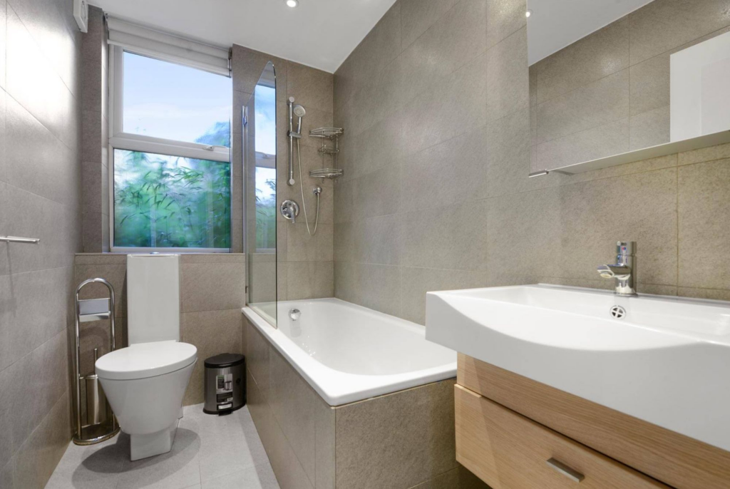 Apartment in London - View 5