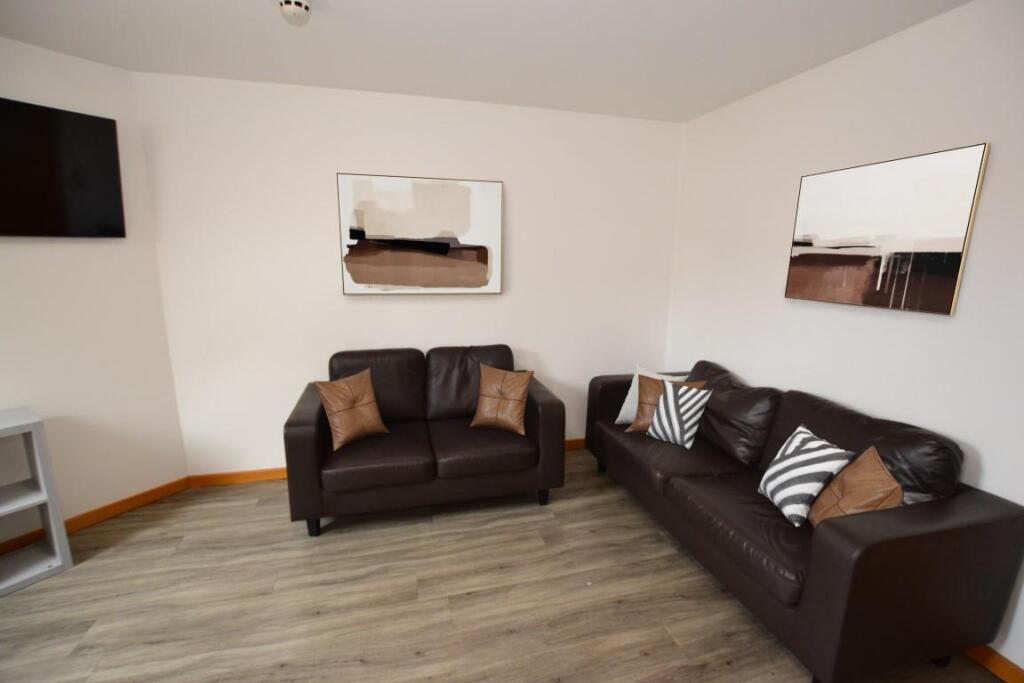 House in Exeter, Devon - View 4