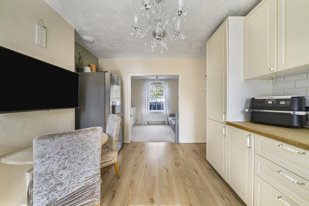 House in London - View 5