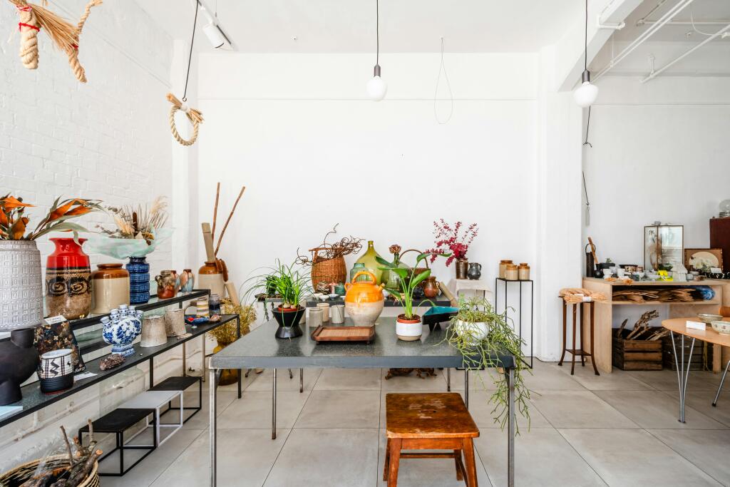 Hoxton St 12-18 GF - 12.jpg