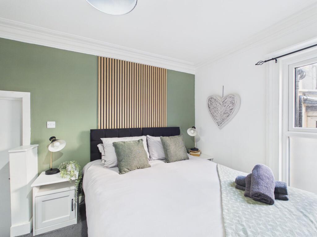 Apartment in Brighton - More