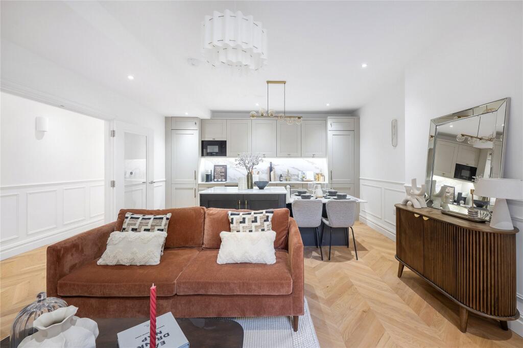 Nevern Square, Earl's Court, SW5 photo 3