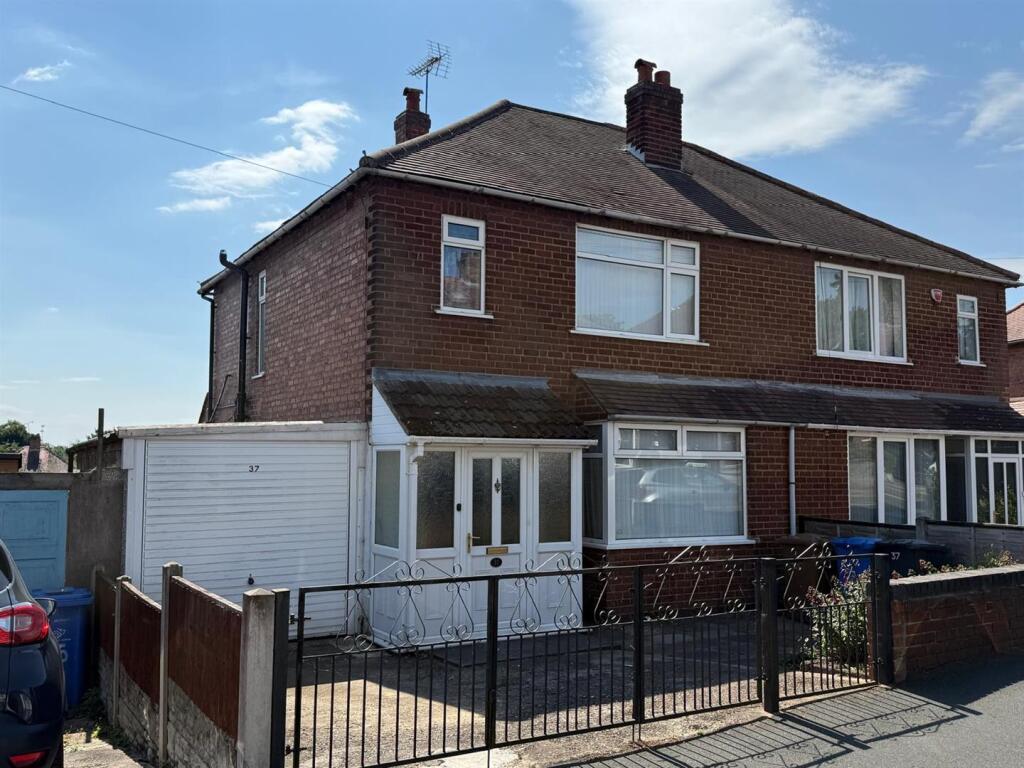 Main image of property: Madison Avenue, Chaddesden, Derby