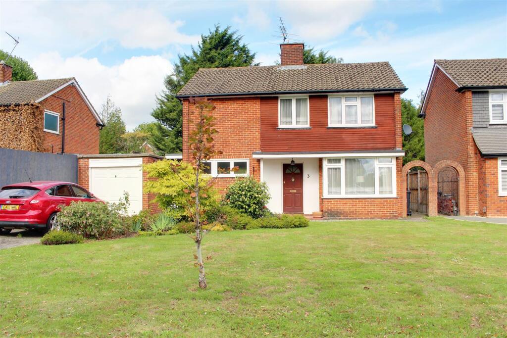 Main image of property: Tiverton Road, Potters Bar