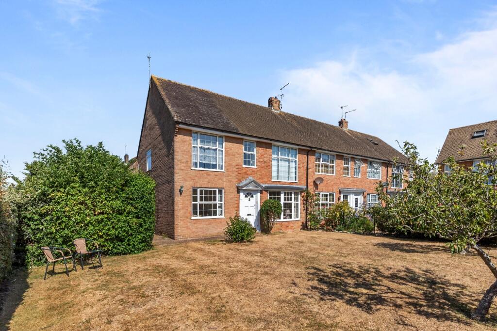 Main image of property: The Avenue Shoreham