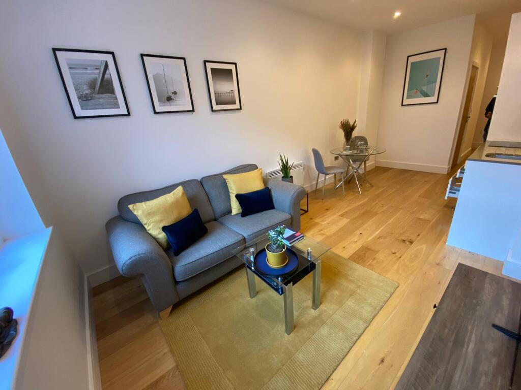 Main image of property: The Landmark, LU1