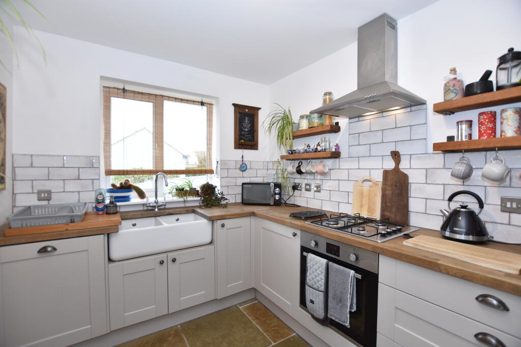 House in Redruth, Cornwall - More