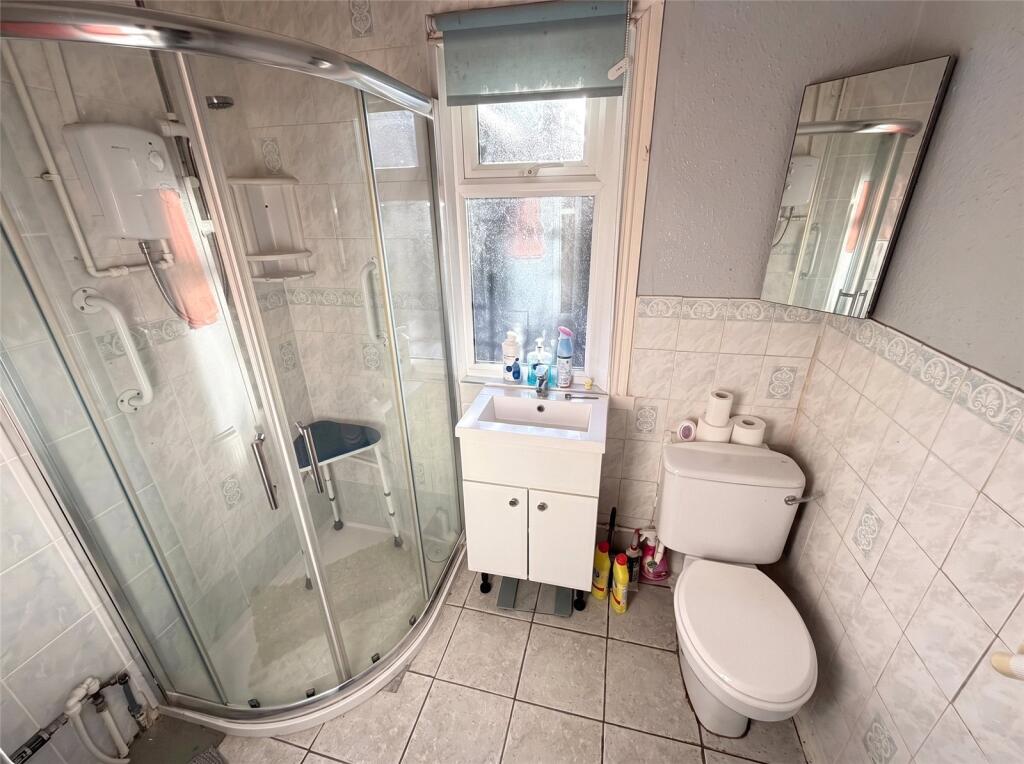 House in Telford, Donnington and Muxton - More