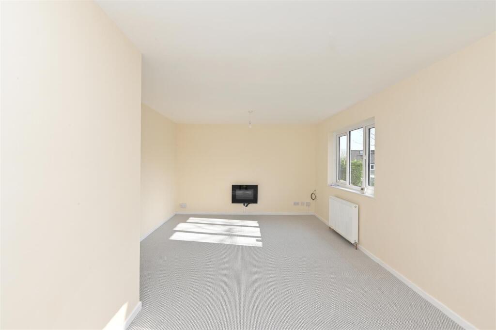 Brentwood Avenue, Bamford, Hope Valley photo 4