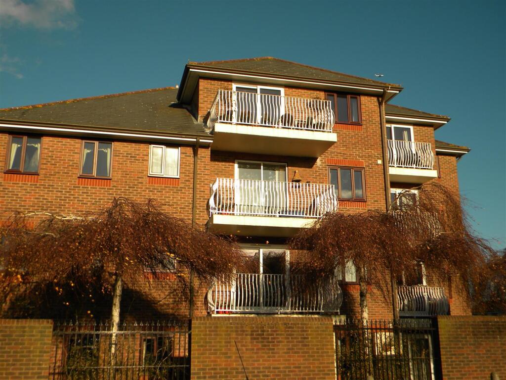 Main image of property: Homewater House, Upper High Street, Epsom, KT17 4QJ